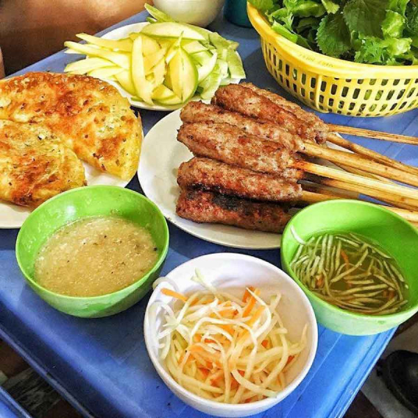 Bánh xèo, nem lụi