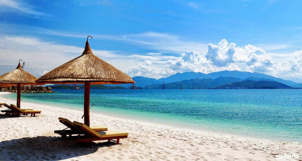 Bãi biển Mỹ Khê1