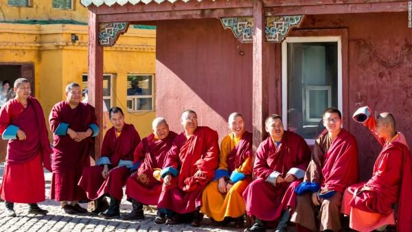 These versatile Buddhist monks