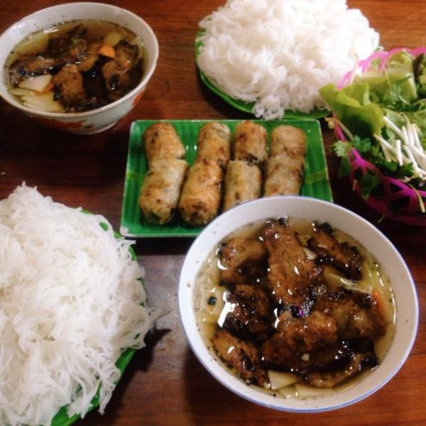 2. Bún chả Hà Nội