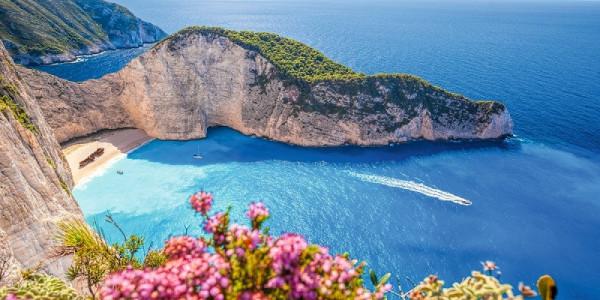 vẻ đẹp kì ảo của đảo Zakynthos, Hy Lạp.