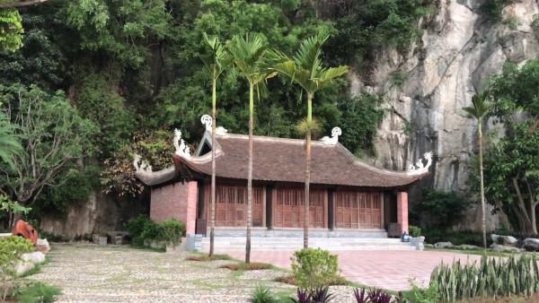 6. Khu du lịch sinh thái Tam Chúc - Ba Sao