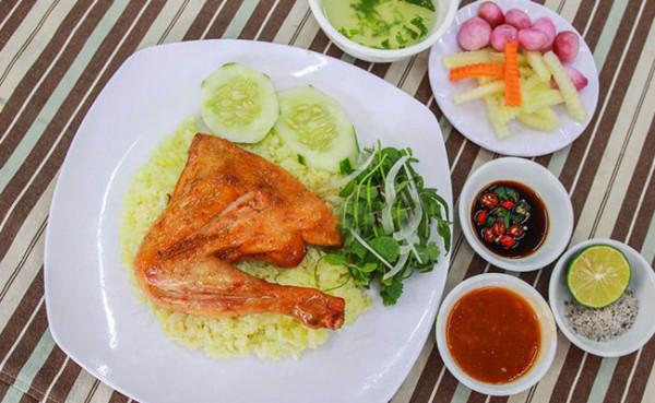 Món cơm gà nổi tiếng ở Đà Nẵng