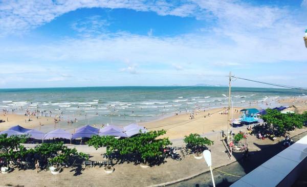 Bãi biển Long Hải1