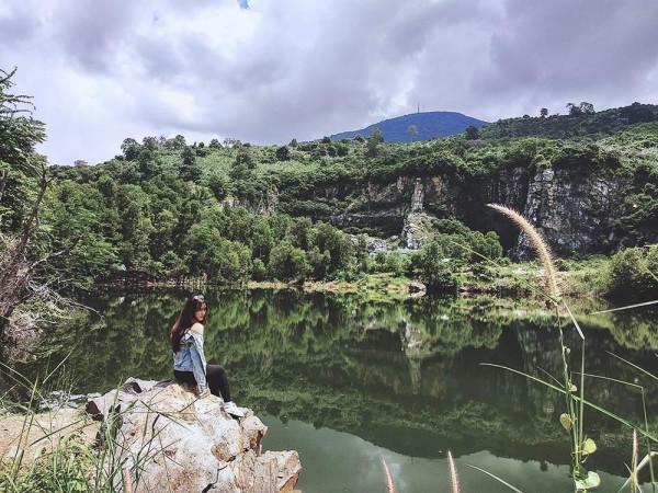 Săn vé máy bay khám phá nét hoang sơ “Ma Thiên Lãnh”