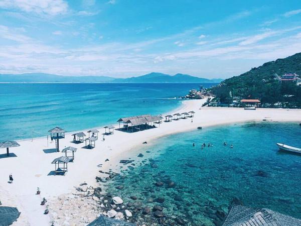 Vé máy bay giá rẻ khám phá du lịch Nha Trang