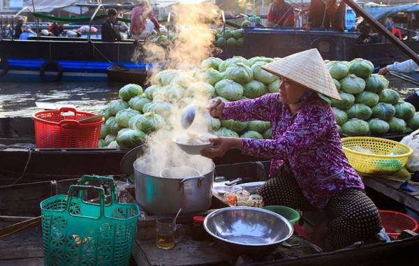 nhung-khu-cho-noi-noi-tieng-tai-mien-tay-3