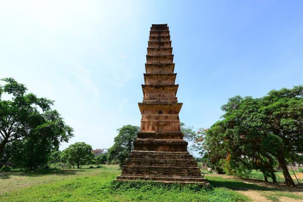 Tháp Bình Sơn – chùa Vĩnh Khánh1