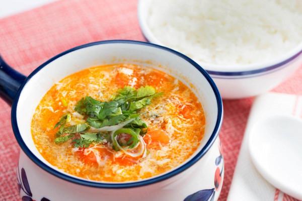 Súp hoa trứng hay canh cà chua trứng