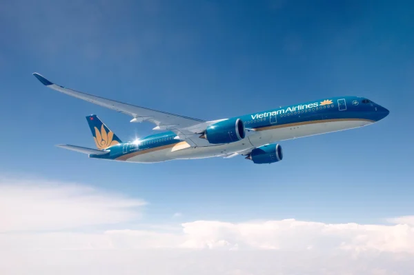 Vé máy bay Vietnam Airlines tháng 10