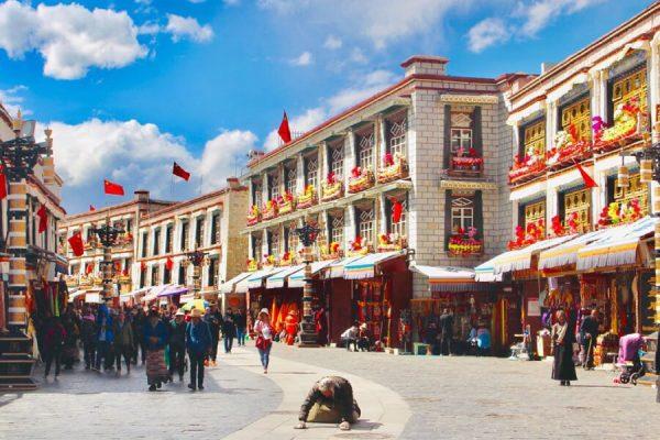 Khám Phá Lhasa: Thủ Đô Tâm Linh Của Tây Tạng – Tour Trung Quốc