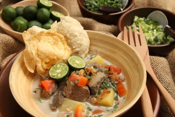 Soto là món ăn truyền thống của đất nước Indonesia.