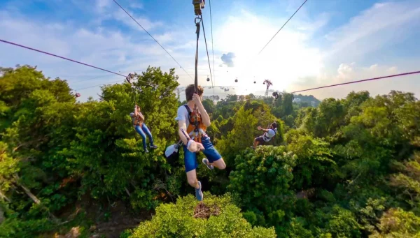 Mega Adventure Park Singapore là công viên giải trí nổi tiếng tại Singapore