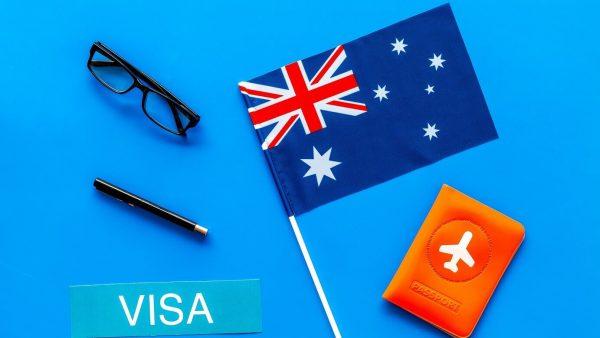 Bạn phải có visa - tấm “giấy thông hành" xác nhận chính phủ