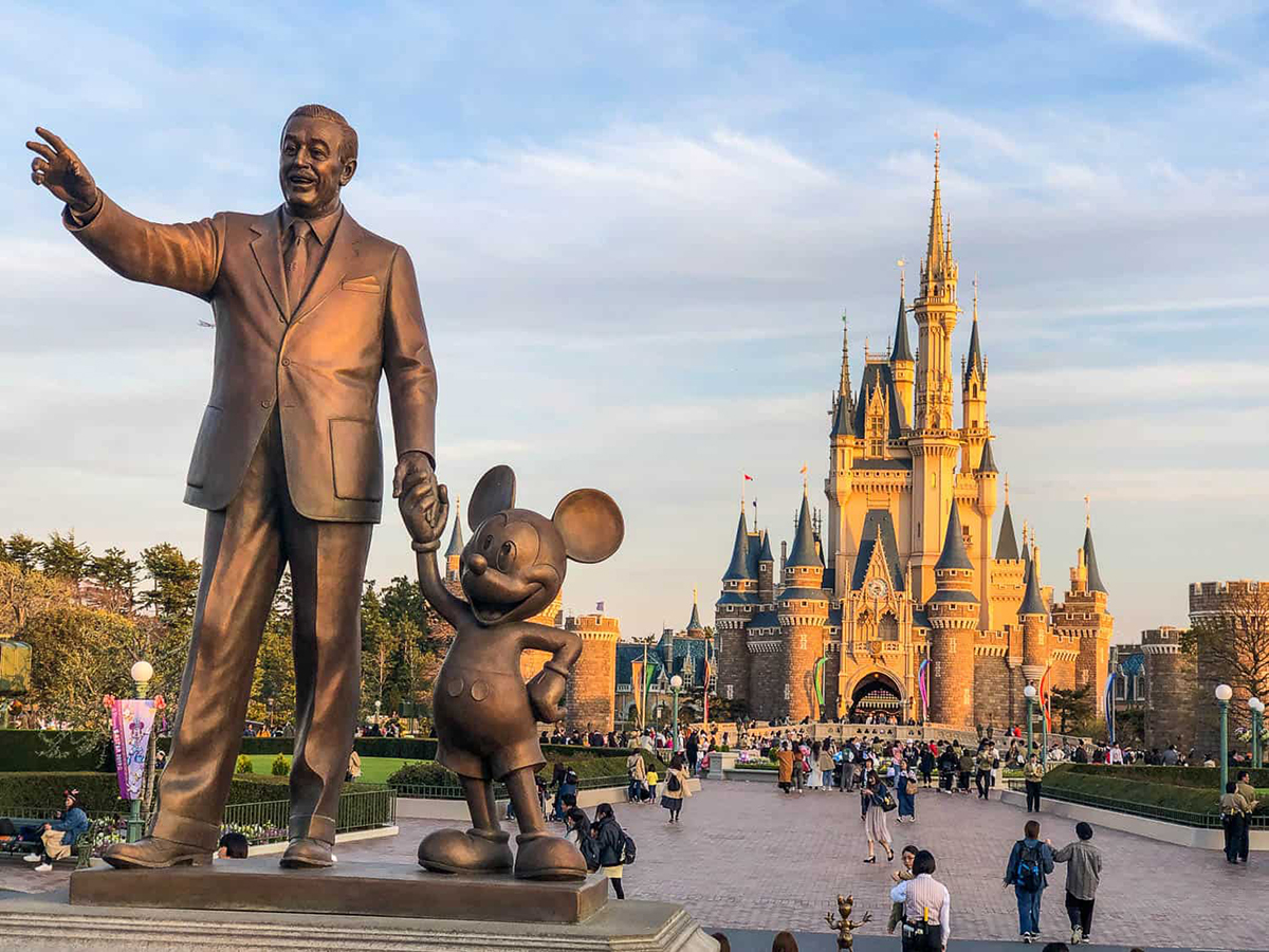 Khám phá công viên chủ đề hot nhất Nhật Bản Tokyo Disneyland