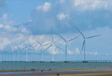 Du lịch Trà Vinh khám phá cánh đồng điện gió ngoài khơi