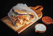 Bánh mì Doner Kebab truyền thống từ Thổ Nhĩ Kỳ
