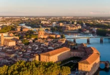 Vé máy bay đi Toulouse